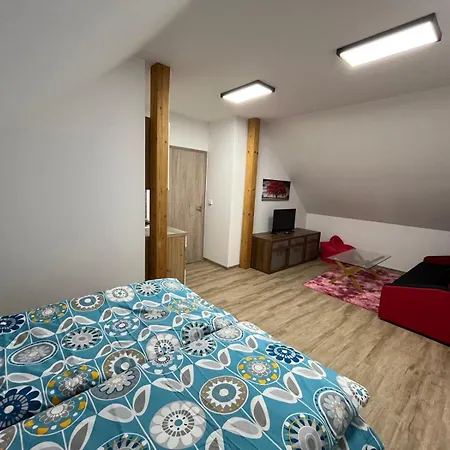 Wellness Hluboká * Hluboka (Krucemburk)