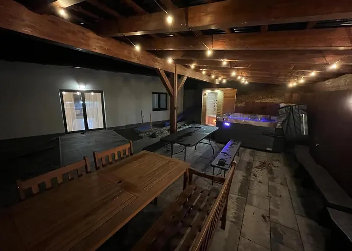 Feriehus Wellness Hluboka *