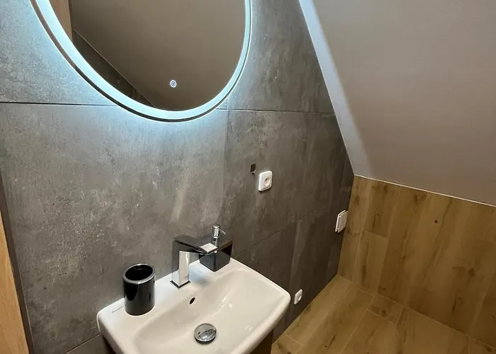 Wellness Hluboka Feriehus *